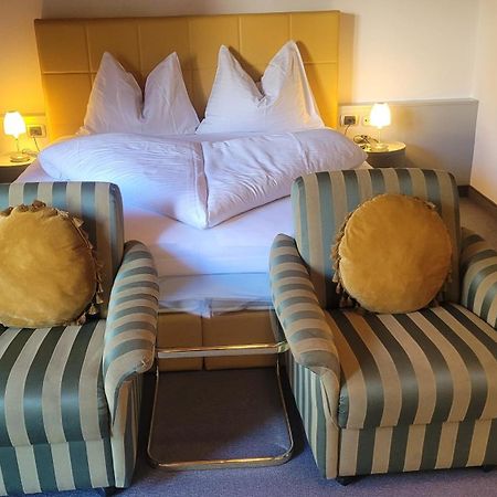Hotel Schoenbrunn Мерано Екстериор снимка